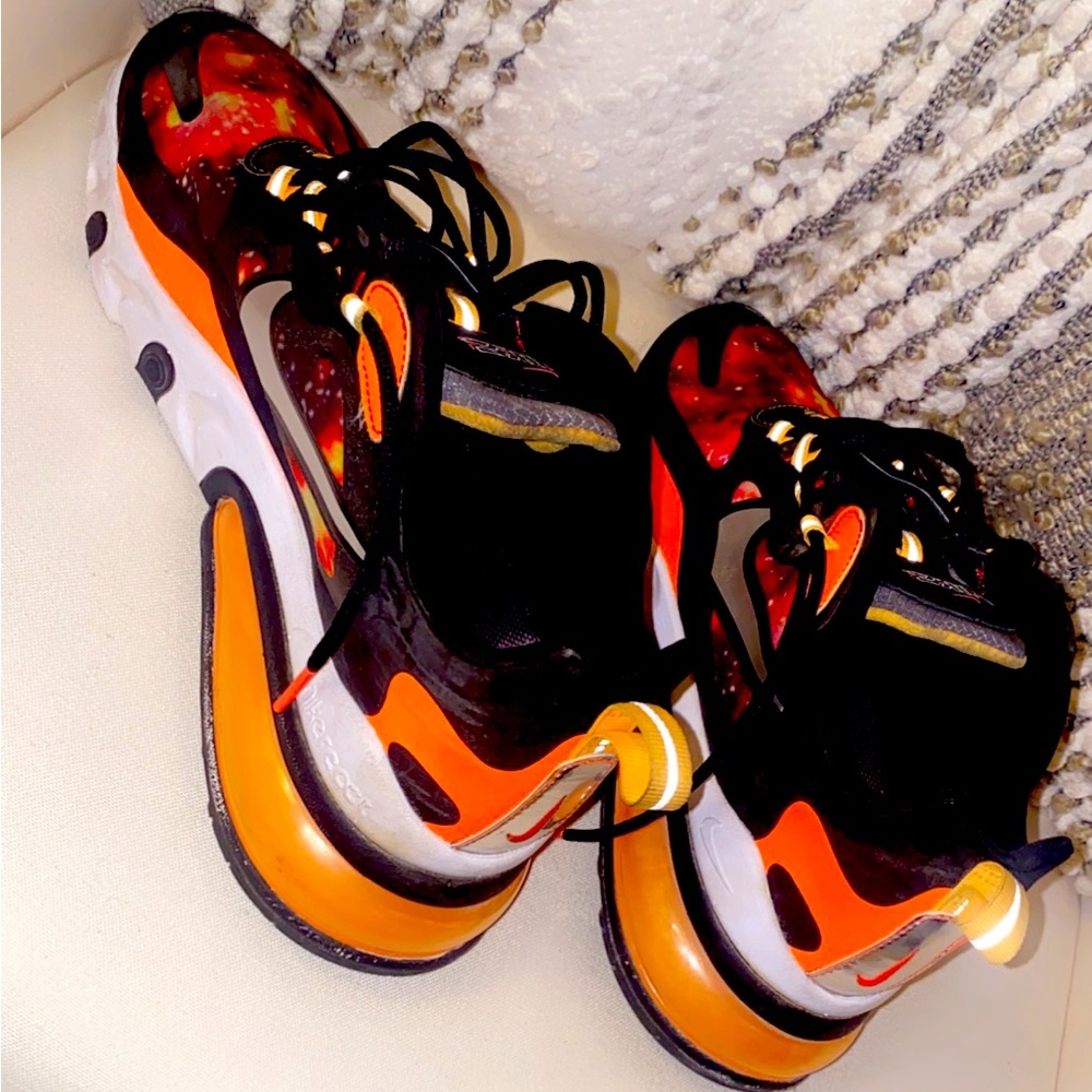 Nike Air Max React 270